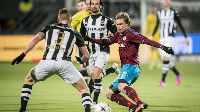 充满悬念 充满悬念